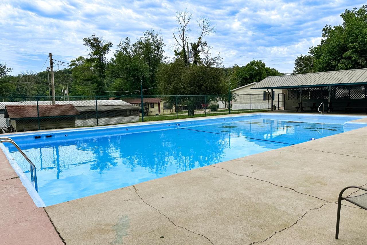 Edgewater Beach Resort 19 Forsyth Екстериор снимка